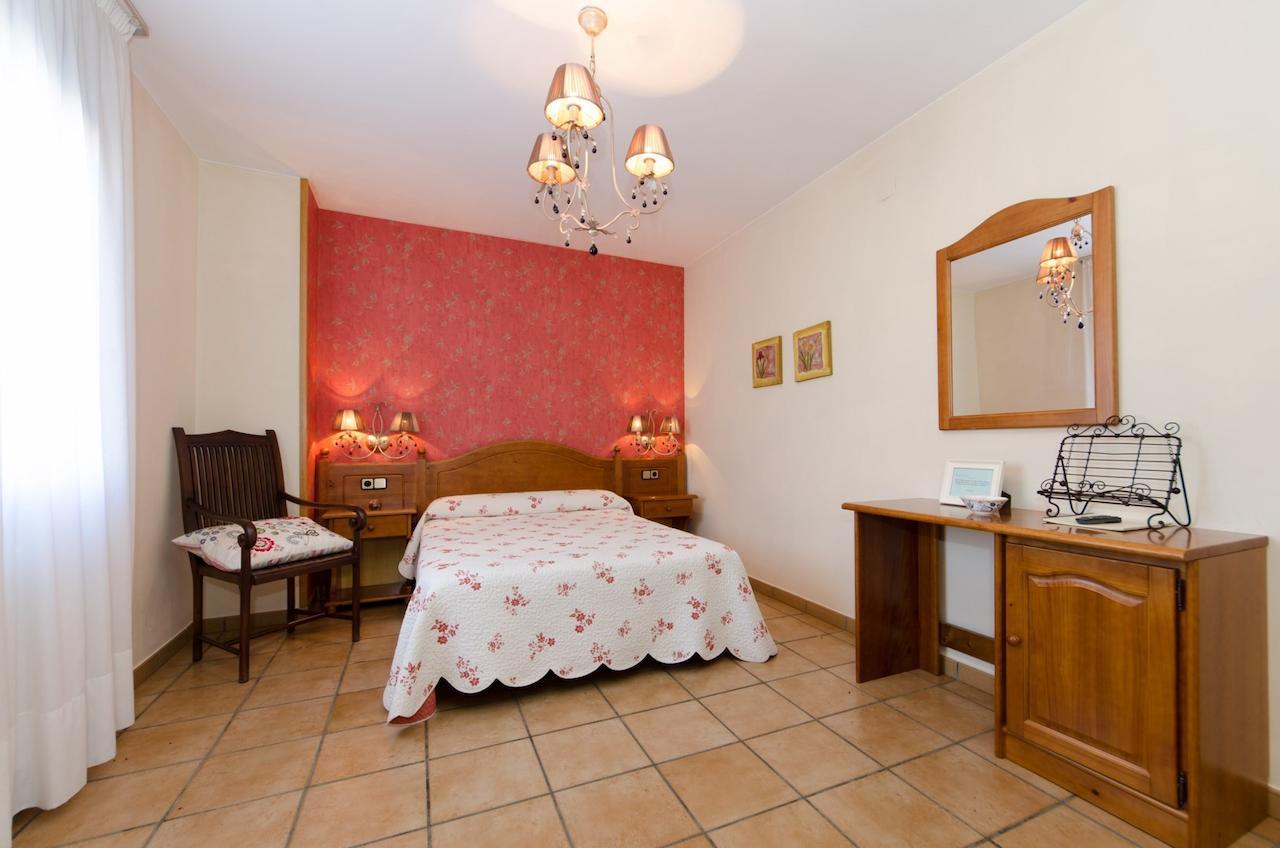Casa Puyuelo Tierrantona Hotel Phòng bức ảnh